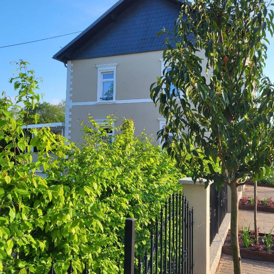 Komfort Ferienwohnungen Mit Wellness-Garten - Gaestehaus Am Bachlauf - Losheim Am See 외부 사진